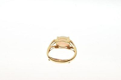 Lot 13 - 18ct gold single-stone opal ring