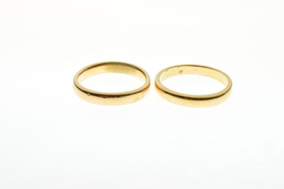 Lot 16 - Two 22ct gold wedding bands