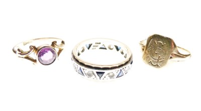 Lot 49 - 9ct gold signet ring, together with two 9ct gold dress rings