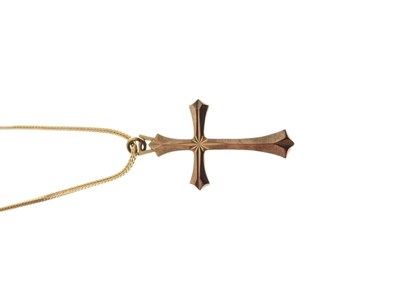 Lot 85 - '750' chain and 9ct cross pendant