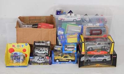 Lot 460 - Quantity of boxed diecast model vehicles to include; Corgi, Maisto, Burago, EFE, etc.