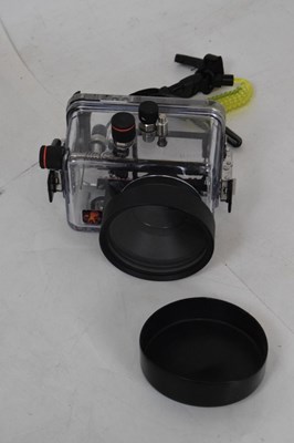 Lot 298 - Quantity of camera equipment