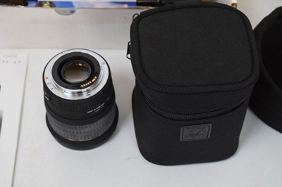 Lot 298 - Quantity of camera equipment