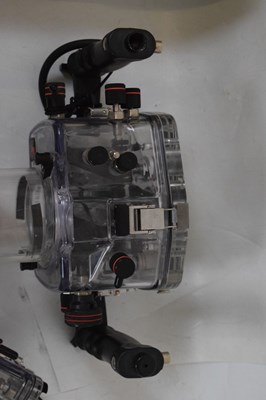 Lot 298 - Quantity of camera equipment