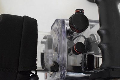 Lot 298 - Quantity of camera equipment