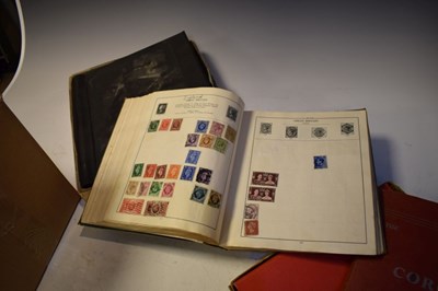 Lot 221 - Quantity of stamp albums and loose stamps