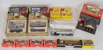 Lot 473 - Quantity of boxed diecast model vehicles