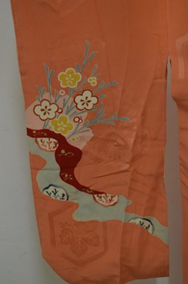 Lot 204 - Japanese kimono or robe, decorated with stylised blossom