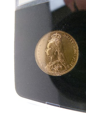 Lot 155 - Victorian Jubilee head gold sovereign, 1892