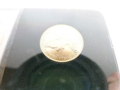 Lot 158 - Victorian Melbourne Mint gold sovereign, 1898