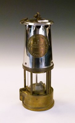 Lot 292 - The Protector Lamp & Lighting Co. Ltd. 'Type 6' M&Q Safety Lamp by Eccles