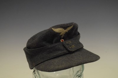 Lot 432 - Quantity of re-enactment/ period military hats