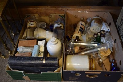 Lot 291 - Assorted pharmaceutical items