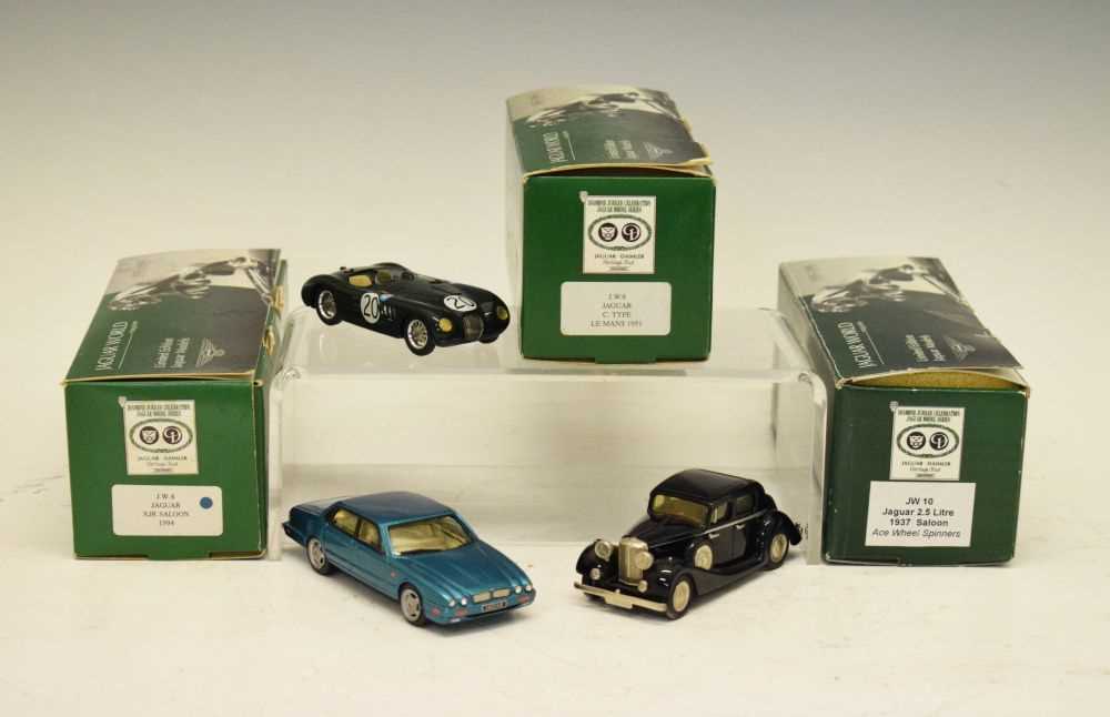 Miniature Jaguar XK150 - Diamond Jubilee Series - Échelle 1/43 - Occasion