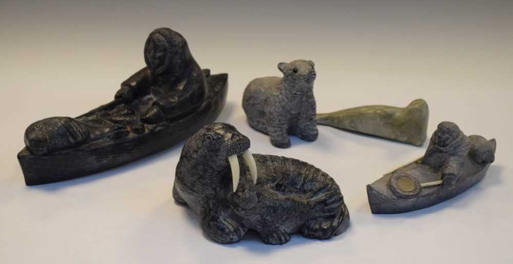 Objets Inuits Lot 716 - Group of Canadian Inuit figurines