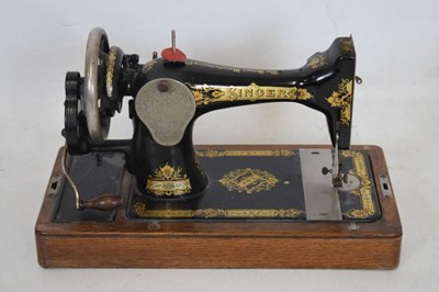 Lot 628 - Singer sewing machine