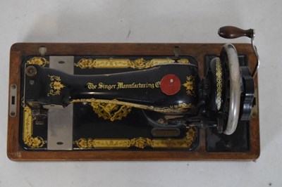 Lot 628 - Singer sewing machine