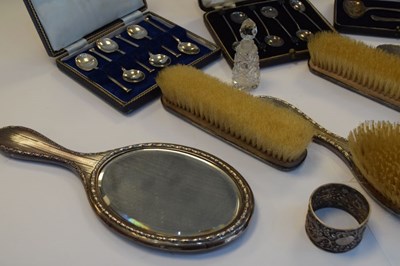 Lot 92 - George V silver dressing table set, plus sundry silver