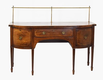 Lot 567 - Inlaid mahogany sideboard