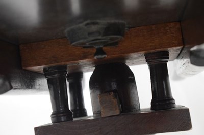 Lot 616 - George III mahogany snap-top tripod table