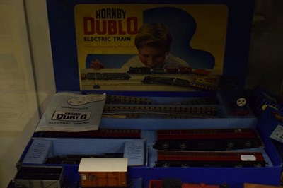 Lot 498 - Hornby Dublo 00 gauge 'EDP13' 2-6-4 tank passenger train