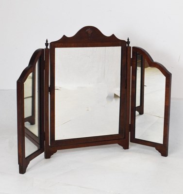 Lot 736 - Early 20th Century mahogany triptych mirror