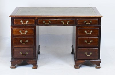 Lot 541 - Edwardian mahogany pedestal desk