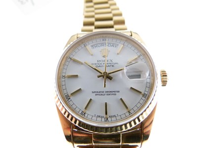 Lot 70 - Rolex - Gentleman's 18K Day Date automatic chronometer wristwatch