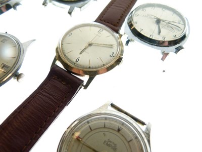 Lot 135 - Three vintage wristwatches, and nine watch heads