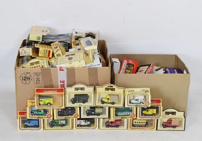 Lot 471 - Mixed quantity of approximately seventy plus boxed diecast model vehicles