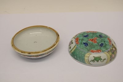 Lot 286 - Chinese Famille Verte circular box and cover