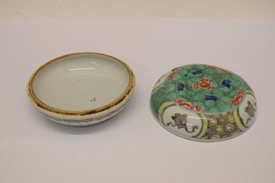 Lot 286 - Chinese Famille Verte circular box and cover