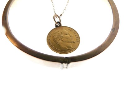 Lot 47 - Gold-plated snap bangle attached a 5 francs coin