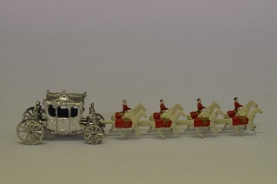 Lot 361 - Royalty Interest - Corgi 1902 State Landau and John Hill & Co. coach
