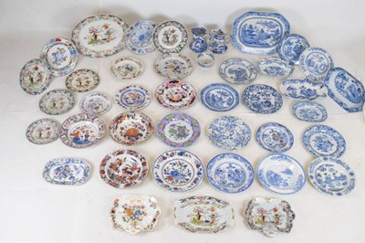 Lot 336 - Quantity of Mason's ironstone tablewares, to include Willow pattern