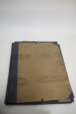 Lot 549 - Portfolio of early 20th Century unframed engravings by Eric Gill, Paul Nash and others