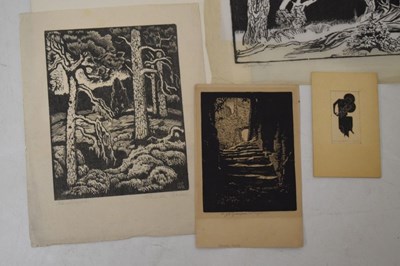 Lot 549 - Portfolio of early 20th Century unframed engravings by Eric Gill, Paul Nash and others