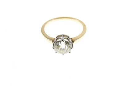 Lot 6 - Diamond single-stone ring