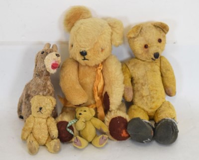 Lot 365 - Group of vintage golden mohair teddy bears