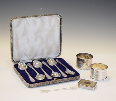 Lot 96 - Group of assorted silver
