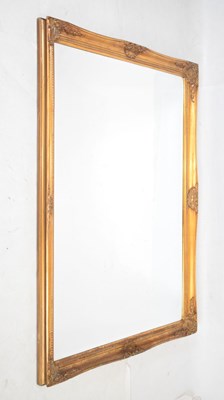 Lot 569 - Large modern gilt framed mirror