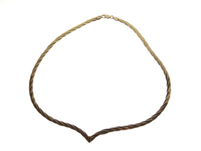 Lot 21 - 9ct flexible plaited necklace