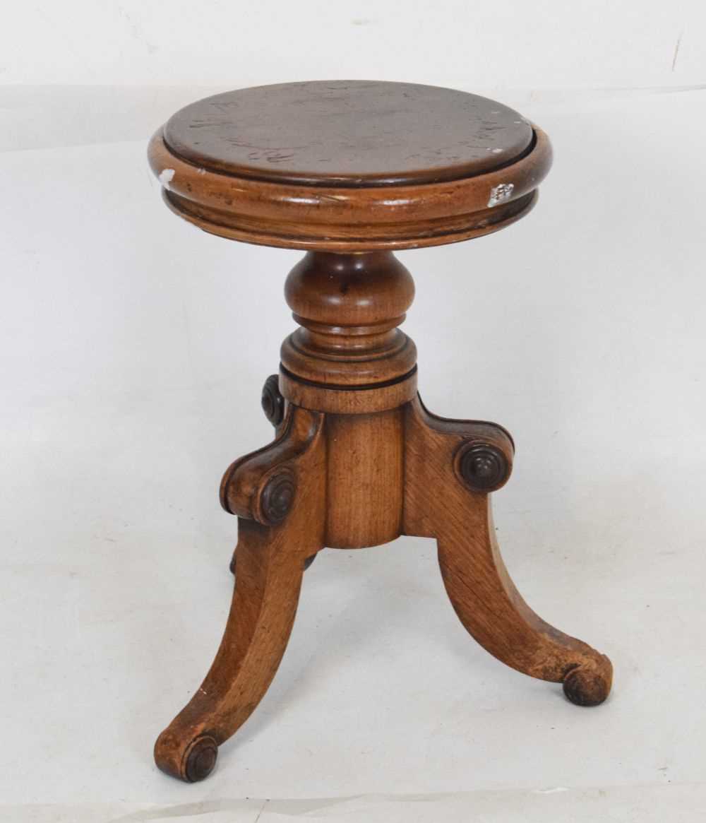 Lot 462 - Victorian walnut revolving stool