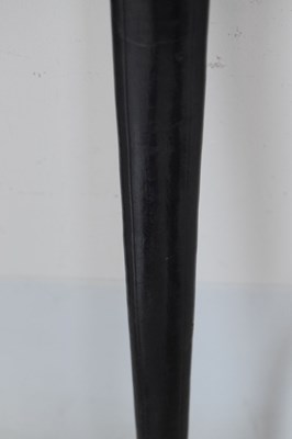 Lot 354 - Three reproduction firearms and a re-enactment sword