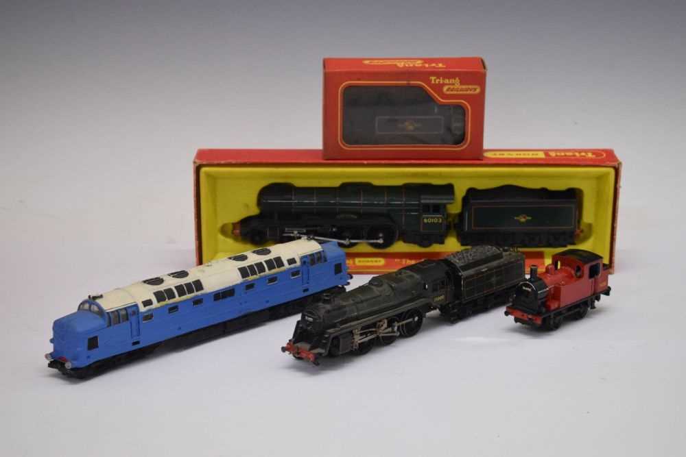 Lot 385 - Triang and Hornby 00 gauge railway trainset locomotives