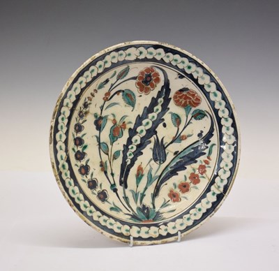 Lot 345 - Early 17th Century Iznik pottery dish