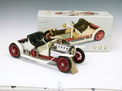 Lot 377 - Mamod steam car