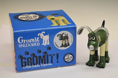 Lot 173 - Aardman/Wallace and Gromit - 'Gromit Unleashed' figure - 'Lodekka'