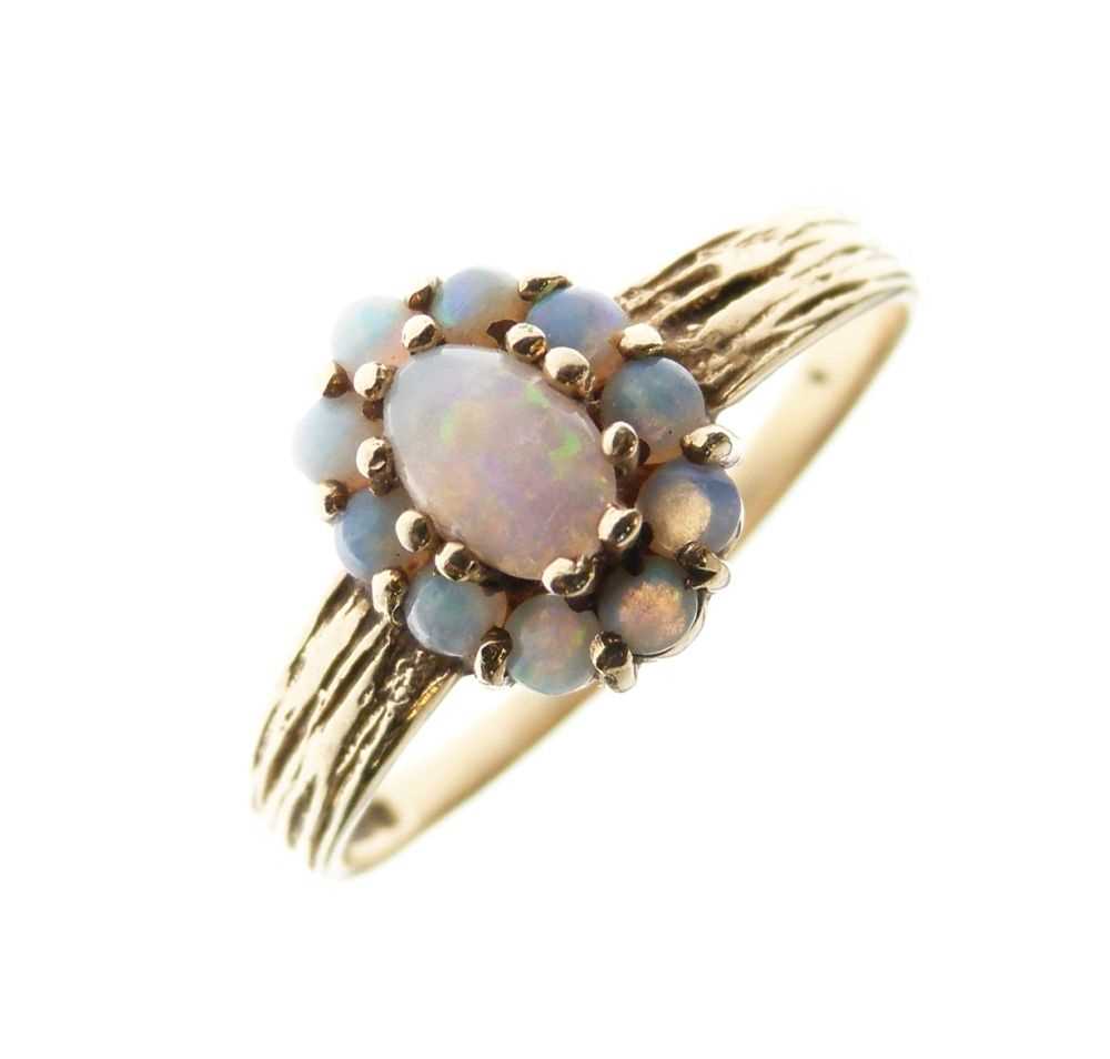 Lot 6 - 9ct gold opal cluster ring