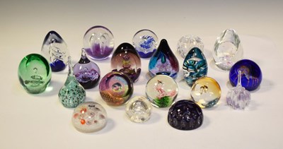 Lot 343 - Quantity of Caithness and other glass paperweights